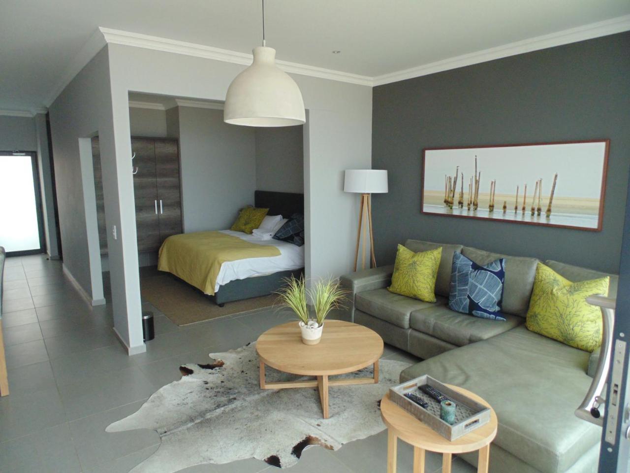 Apartment 32, Bay View Suites Langstrand ภายนอก รูปภาพ