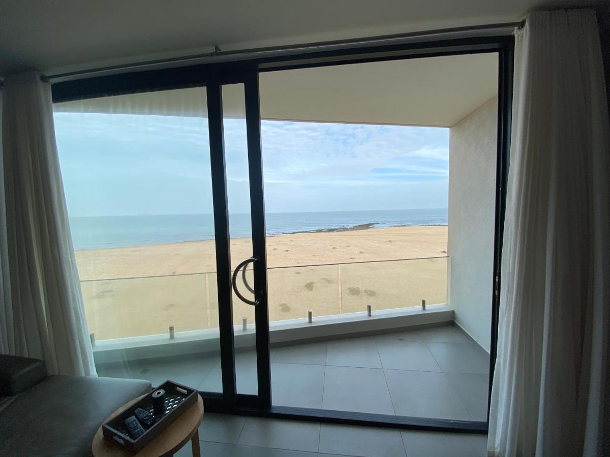 Apartment 32, Bay View Suites Langstrand ภายนอก รูปภาพ